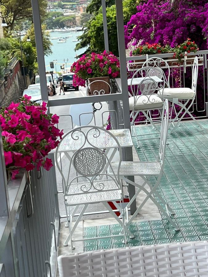 Welcome Riviera -Torre D'Avorio Appartamento 126 Mq Piu'Terrazzo25 Mq - Totalmente Rinnovato- 250 M Dal Centro - Parcheggio A Pagamento 15 Euro Al Giorno Da Prenotare In Anticipo Salvo Dispo -Parking At 15 Euro Per Day To Be Booked In Advance If Avai Rapallo Exterior foto